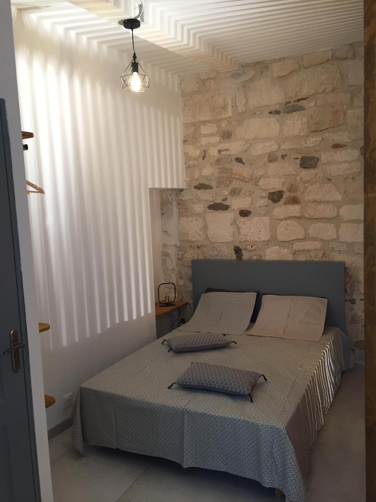 Studio Climatise, La Cloison Arles Exteriér fotografie
