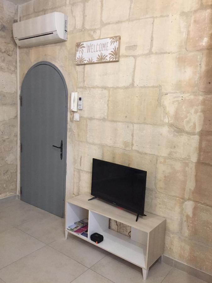 Studio Climatise, La Cloison Arles Exteriér fotografie